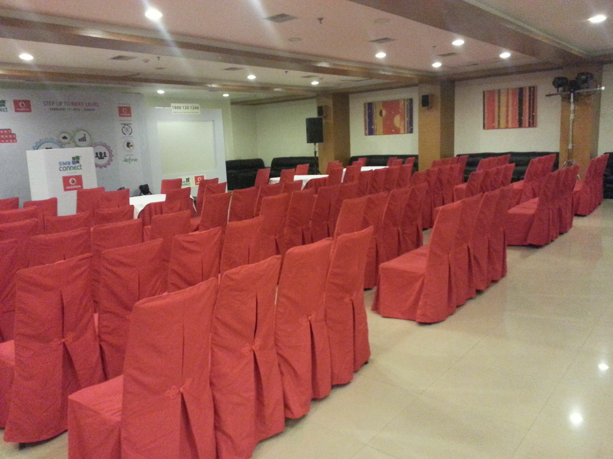 Hi 5 Hotel & Experience Nashik Dış mekan fotoğraf