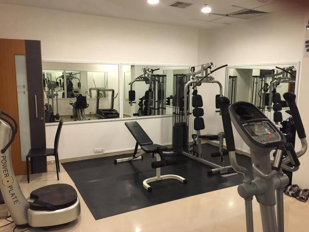 Hi 5 Hotel & Experience Nashik Dış mekan fotoğraf